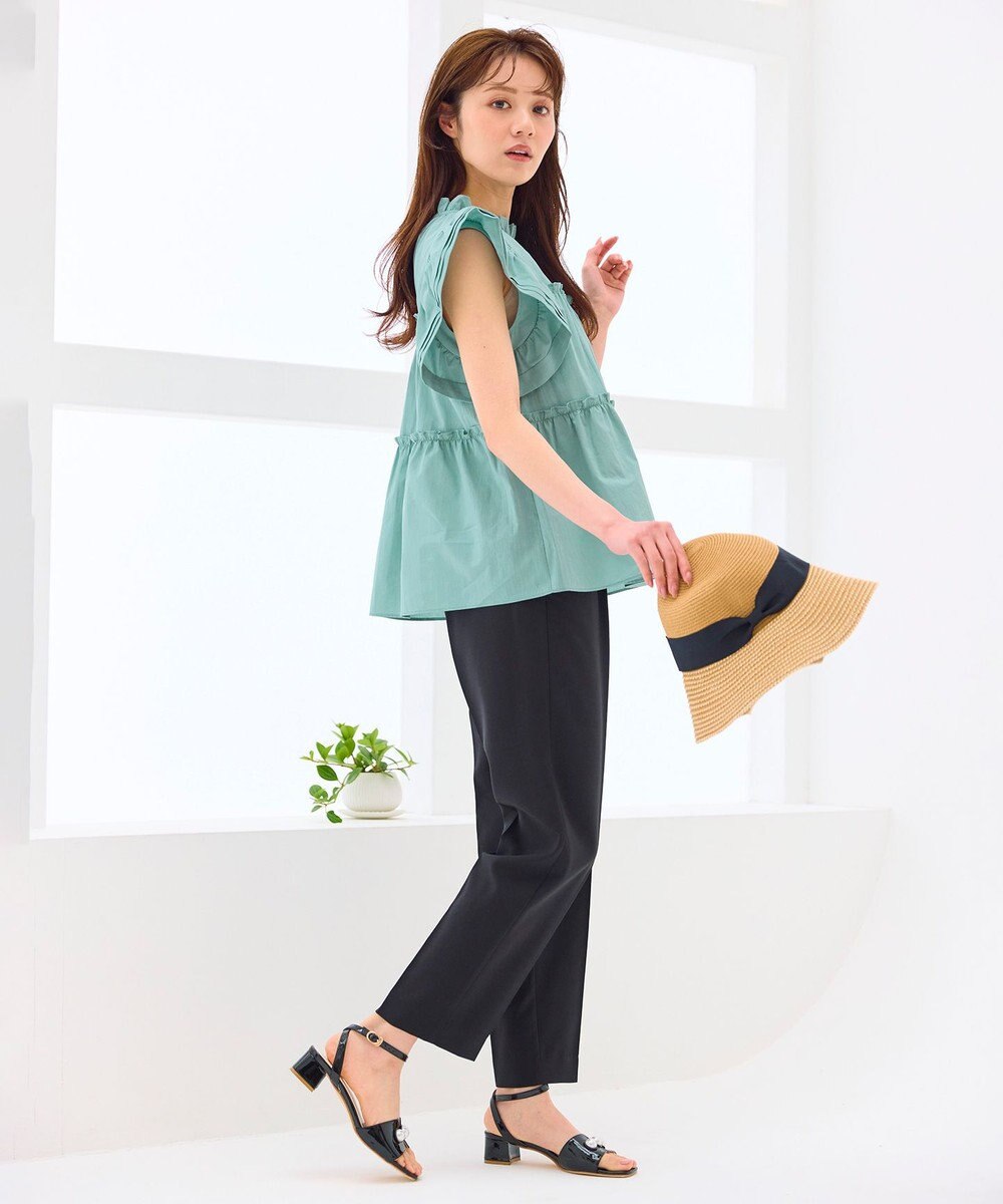 Feroux 【洗える】ペプラムシルエットフリルブラウス 