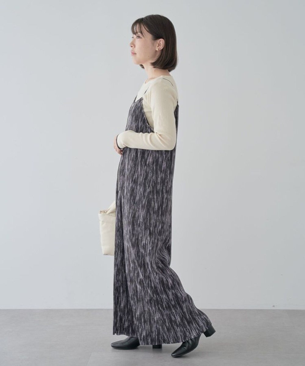 Green Parks ・ＥＬＥＮＣＡＲＥ　ＤＵＥ　フロントＺＩＰプリーツワンピ 