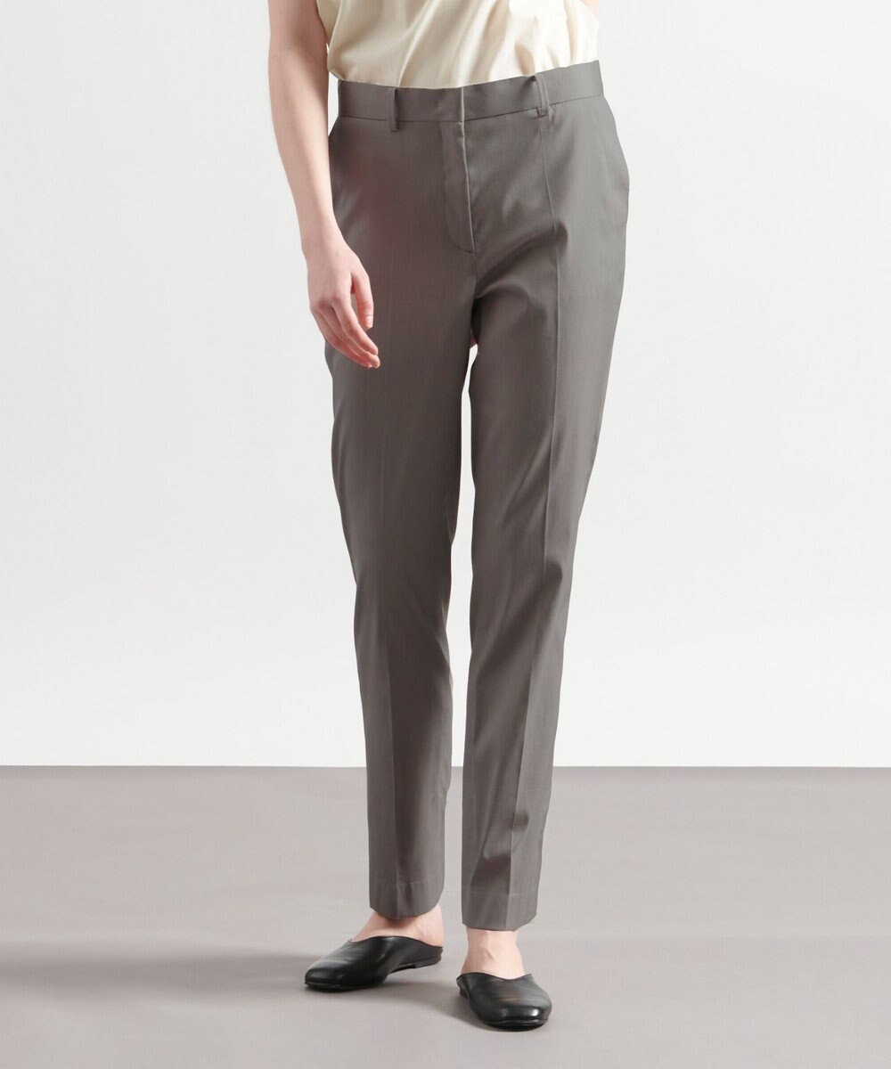 JOSEPH ウールバイストレッチ　テーパードトラウザーズ 