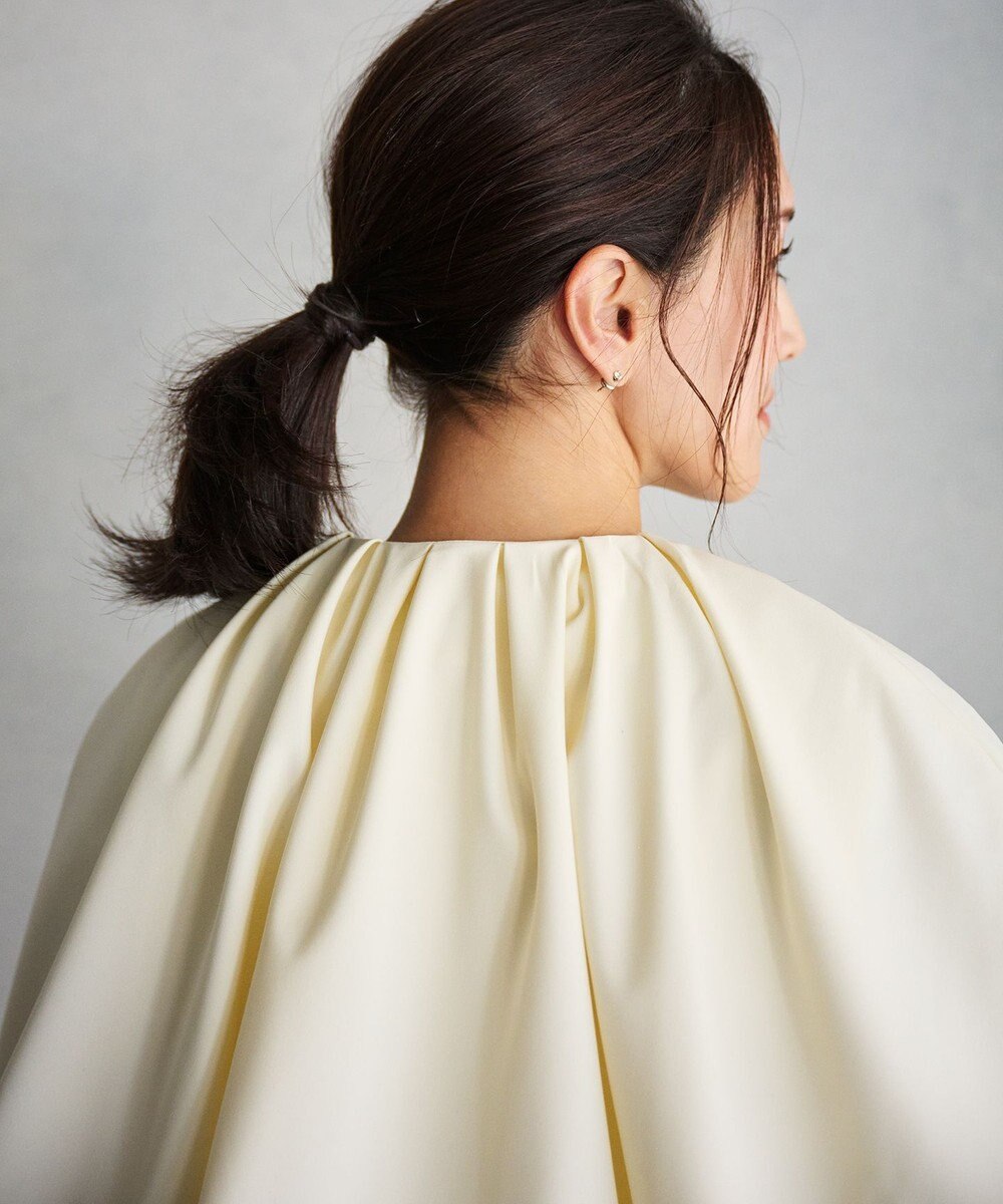 #Newans ＜亀恭子さんコラボ＞取り外し可能ケープ付きペプラムブラウス 