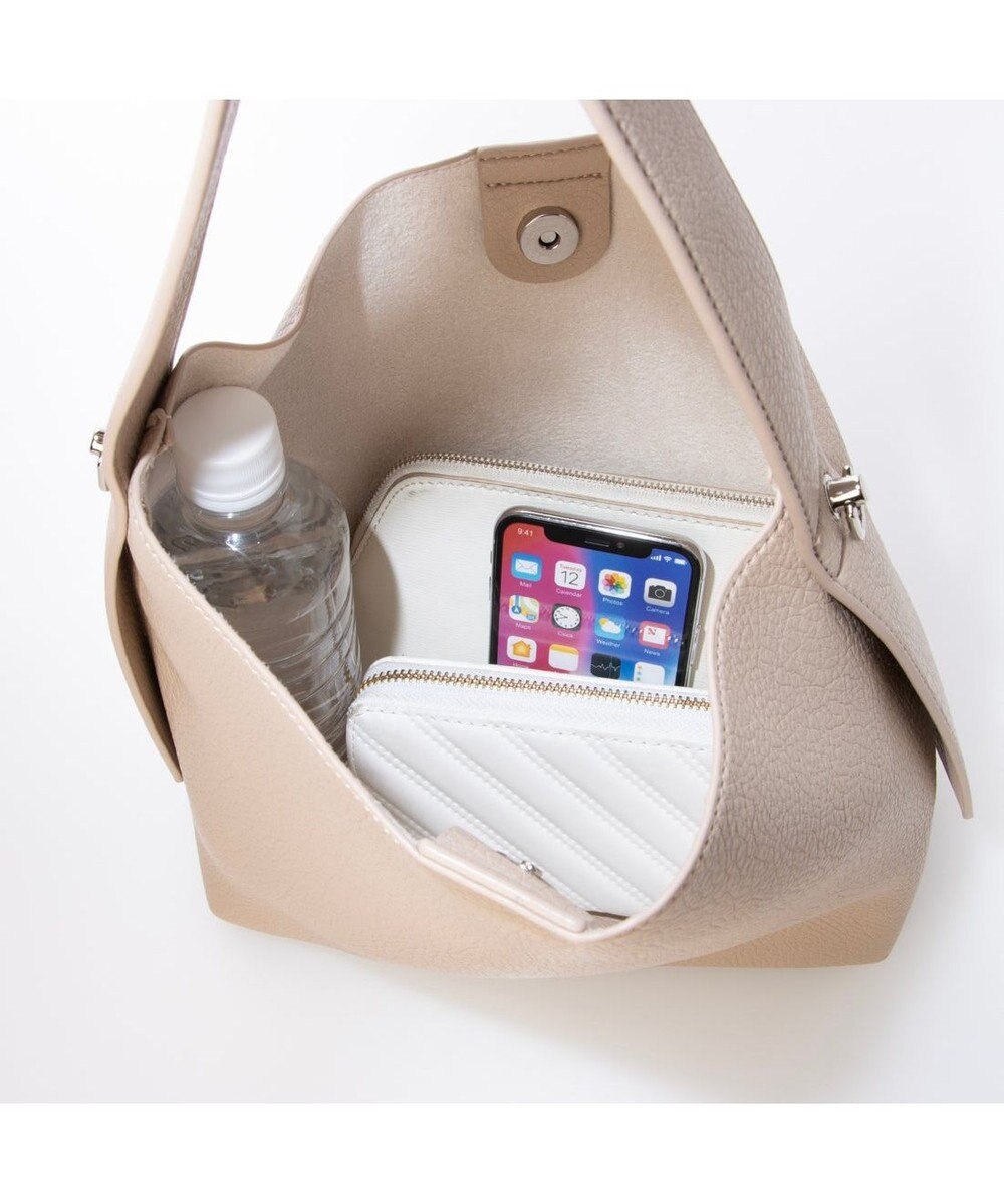 UNBILLION カシュカシュ cachecache / ポーチショルダー付き2wayホーボーバッグ 