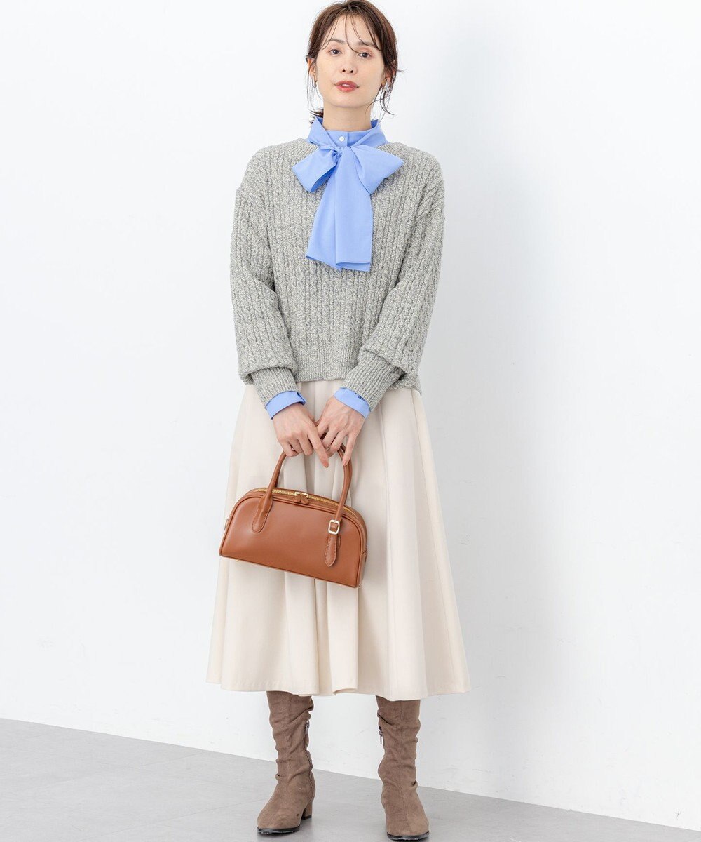 組曲 S 【加藤ローサさん着用 / 前後着用可】コットンタッチシャーティング刺繍入り ブラウス 