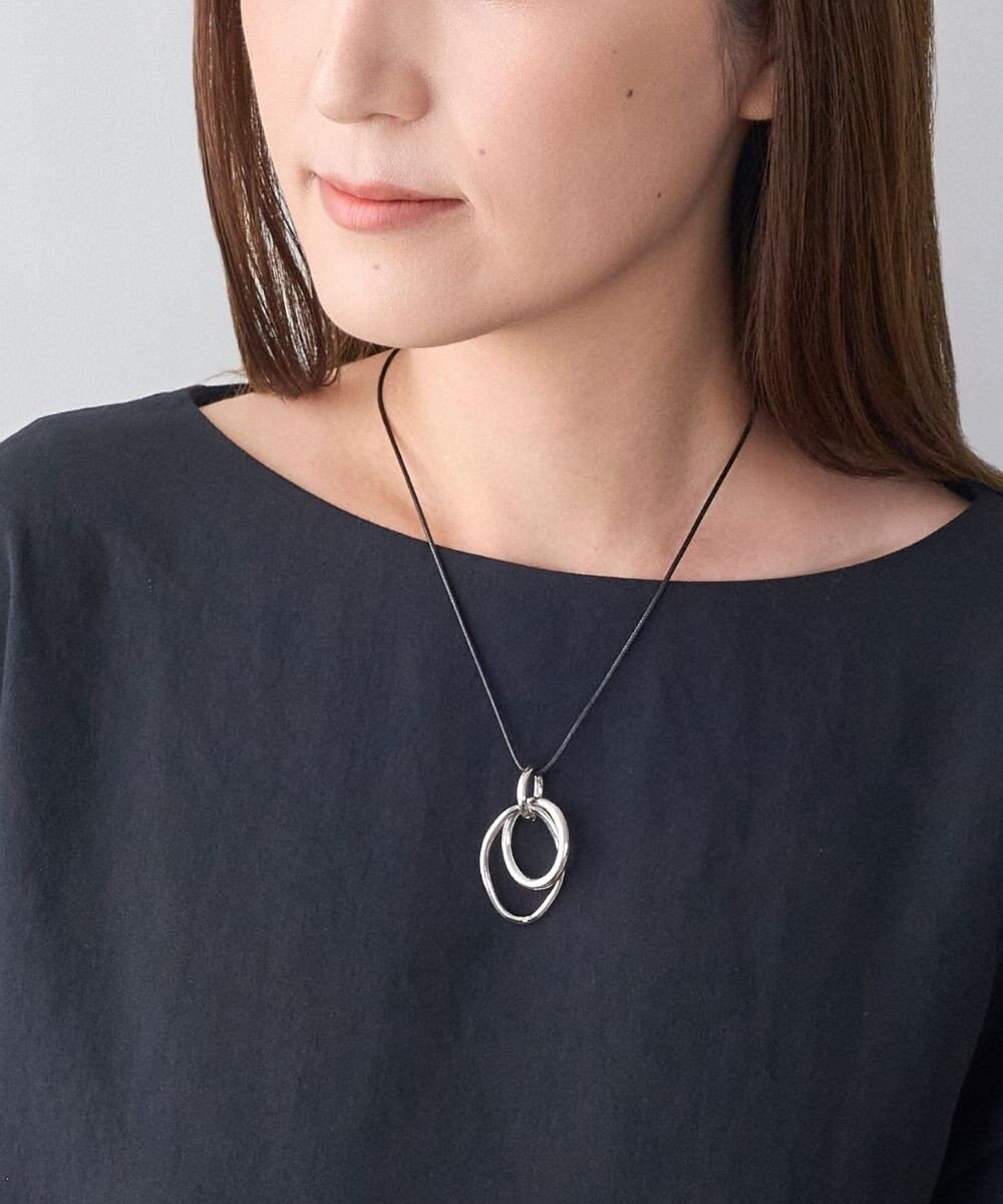 Phoebe 【限定セット】アーバンクロストップコードネックレス×ワンタッチワイドフープミニピアス 