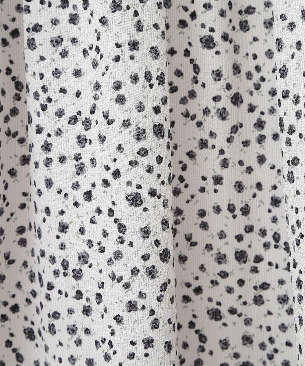 earth music&ecology 切替パイピングフラワーキャミワンピース 