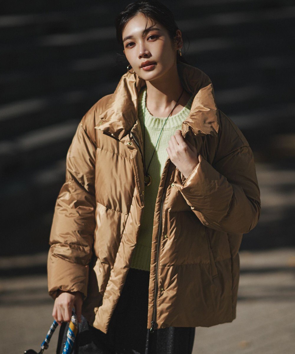 23区 【Oggi掲載】シレータフタ ハイネック ショート ダウンコート 