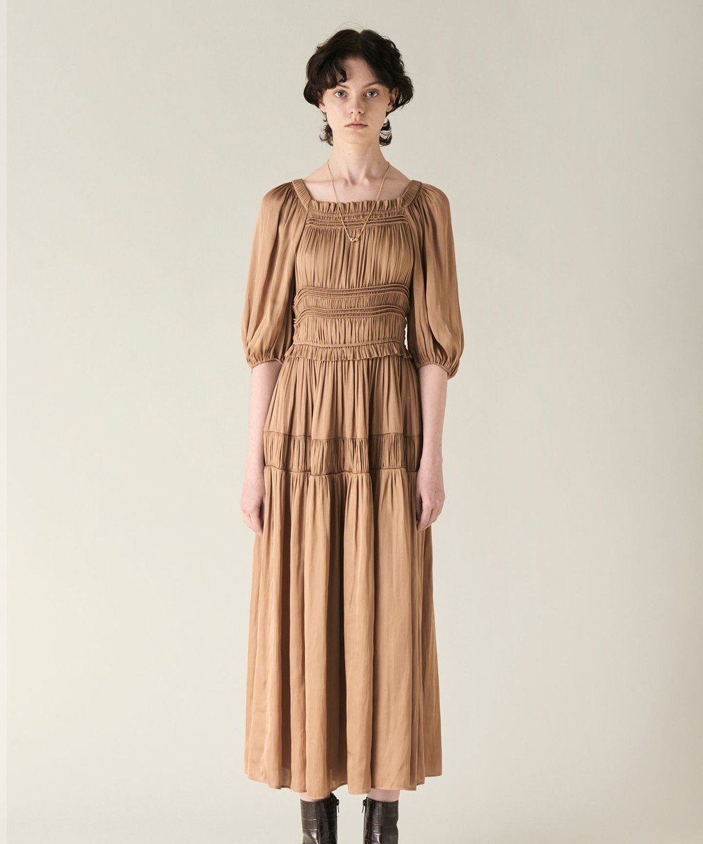 GRACE CONTINENTAL スクエアギャザーワンピース 