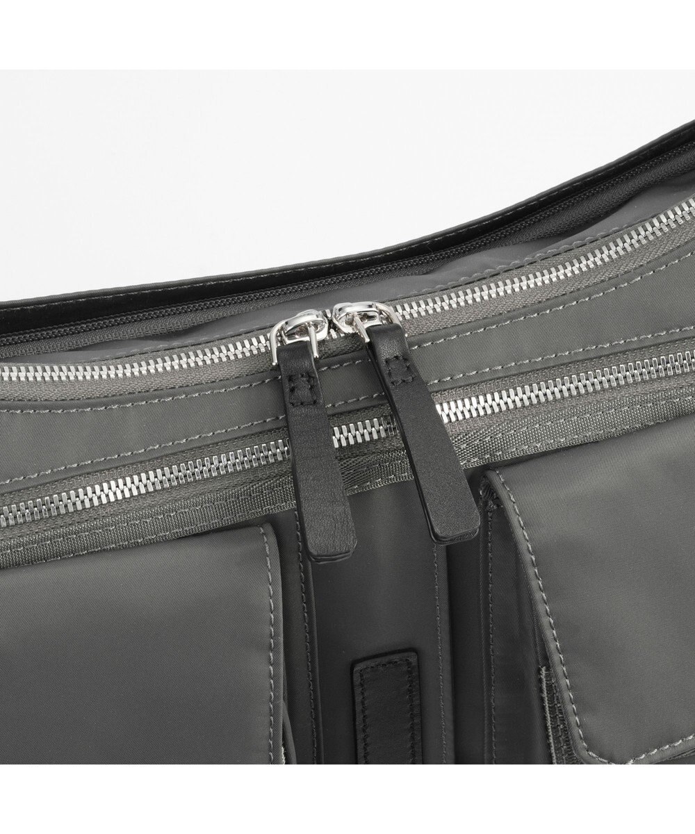 ACE BAGS & LUGGAGE Orobianco タッティカ ショルダーバッグ A4サイズ 11L 590g 92942 オロビアンコ 