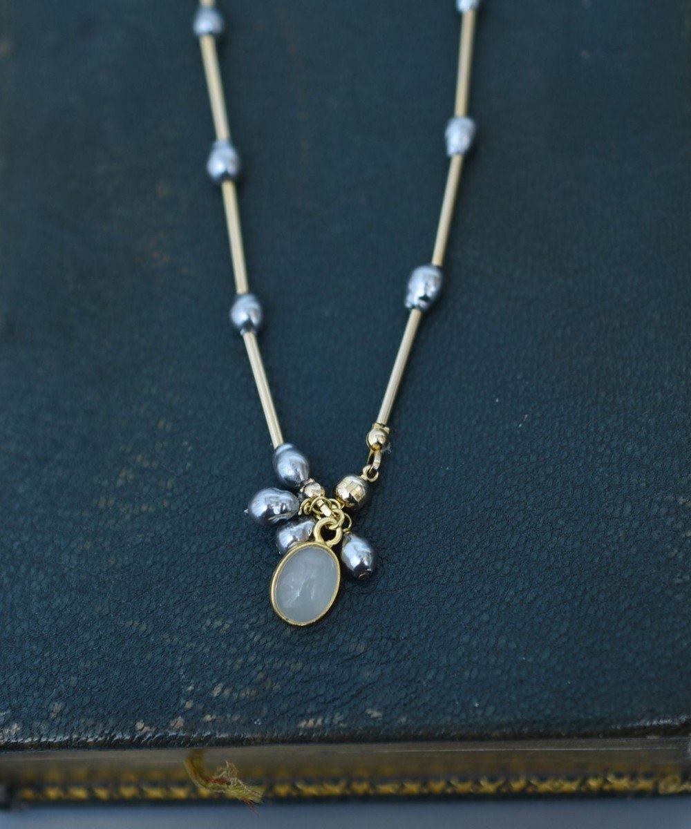 monshiro ガラスパールラインショート ネックレス 