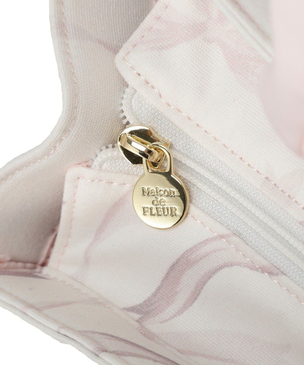 Maison de FLEUR リボン柄ギャザーハンドルスクエアトート 