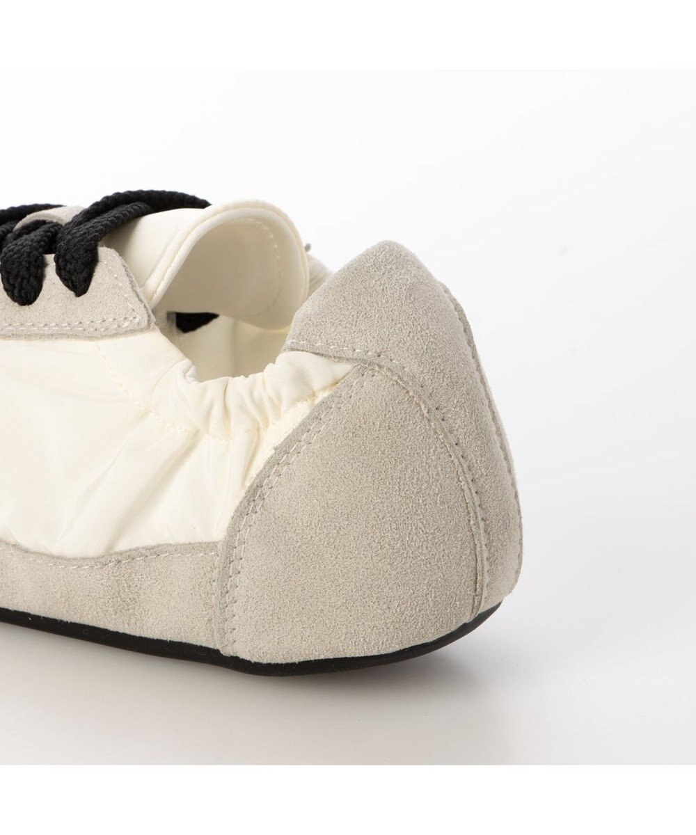 ing <ing>シャーリングローヒールスニーカー 