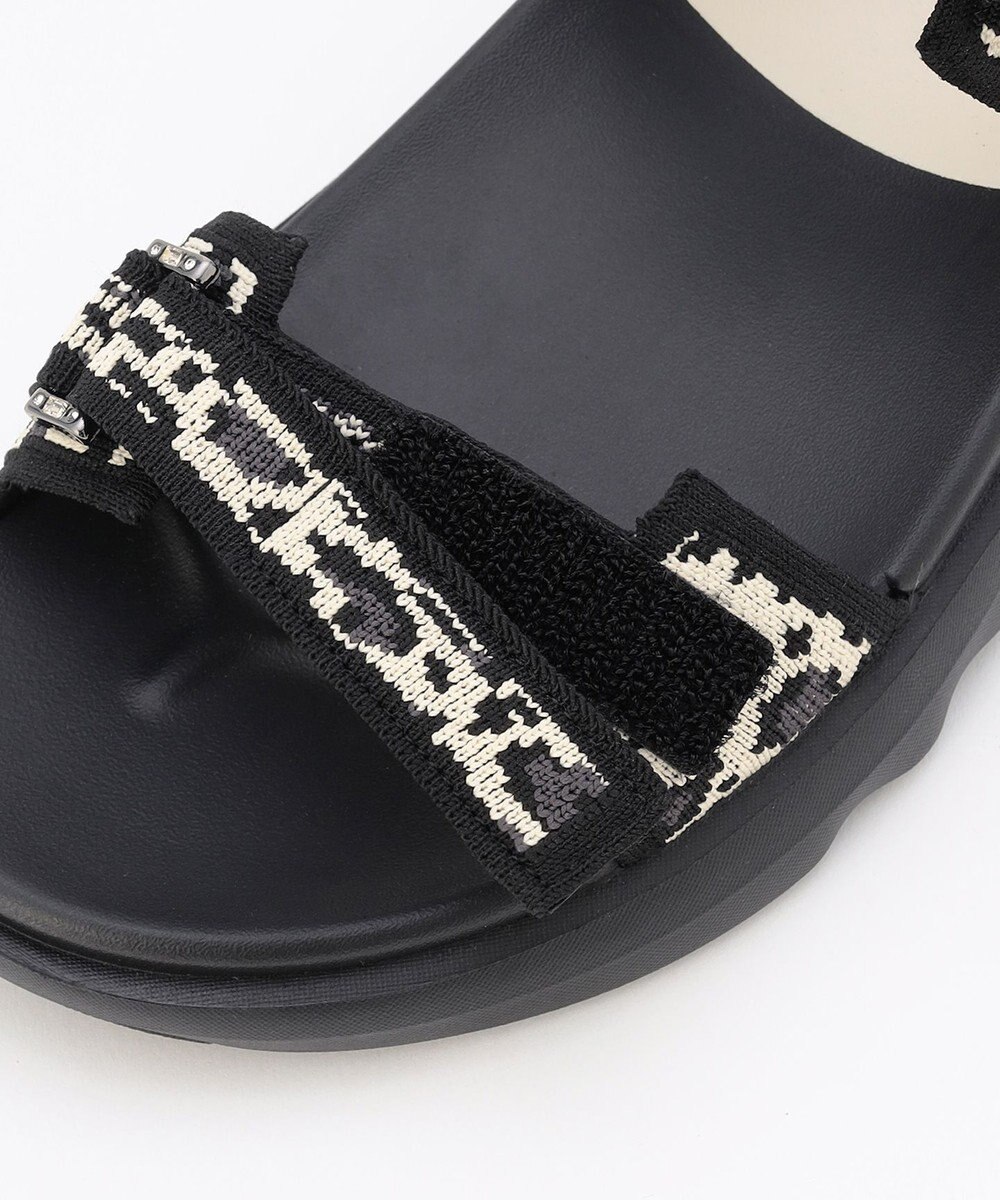 steppi ナロー ストラップ スポーツサンダル 