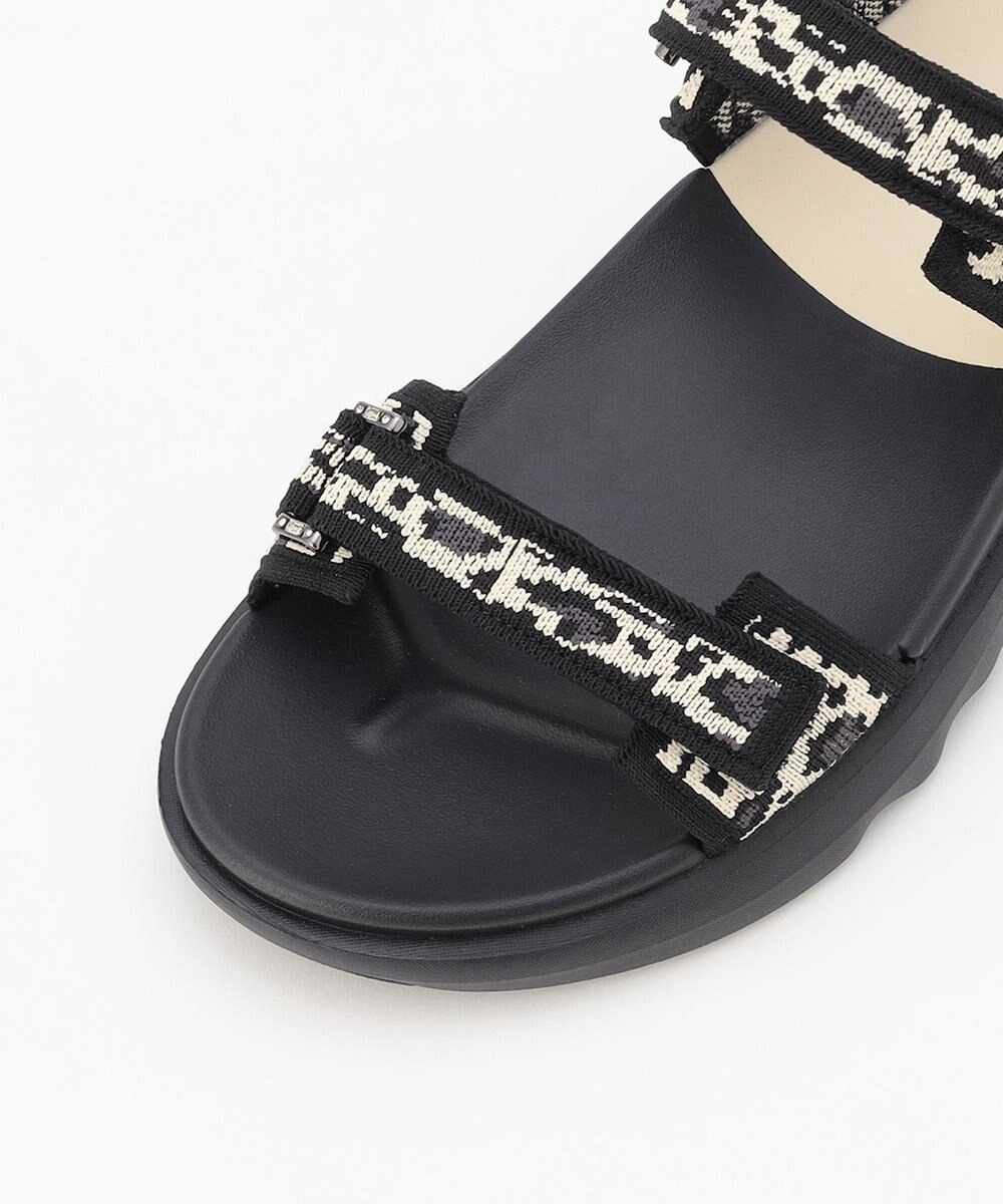 steppi ナロー ストラップ スポーツサンダル 