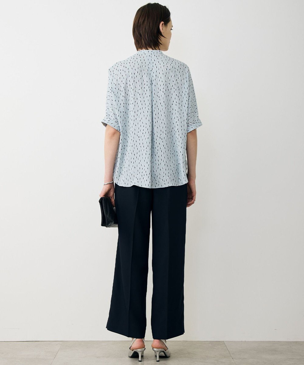 ICB L 【先行予約・WEB限定カラーあり】BackSatinAmunzen 5分袖バンドカラーブラウス 