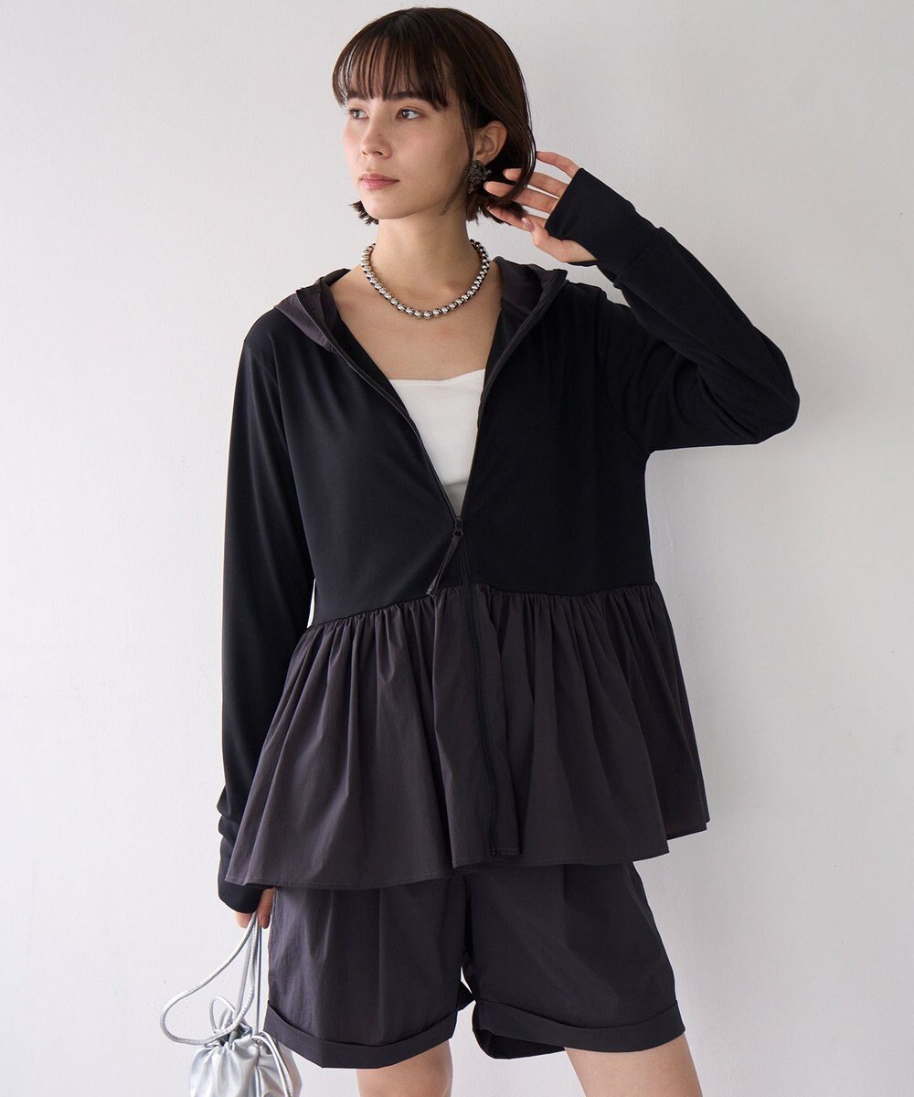 UNFILO カップ付きキャミソール 