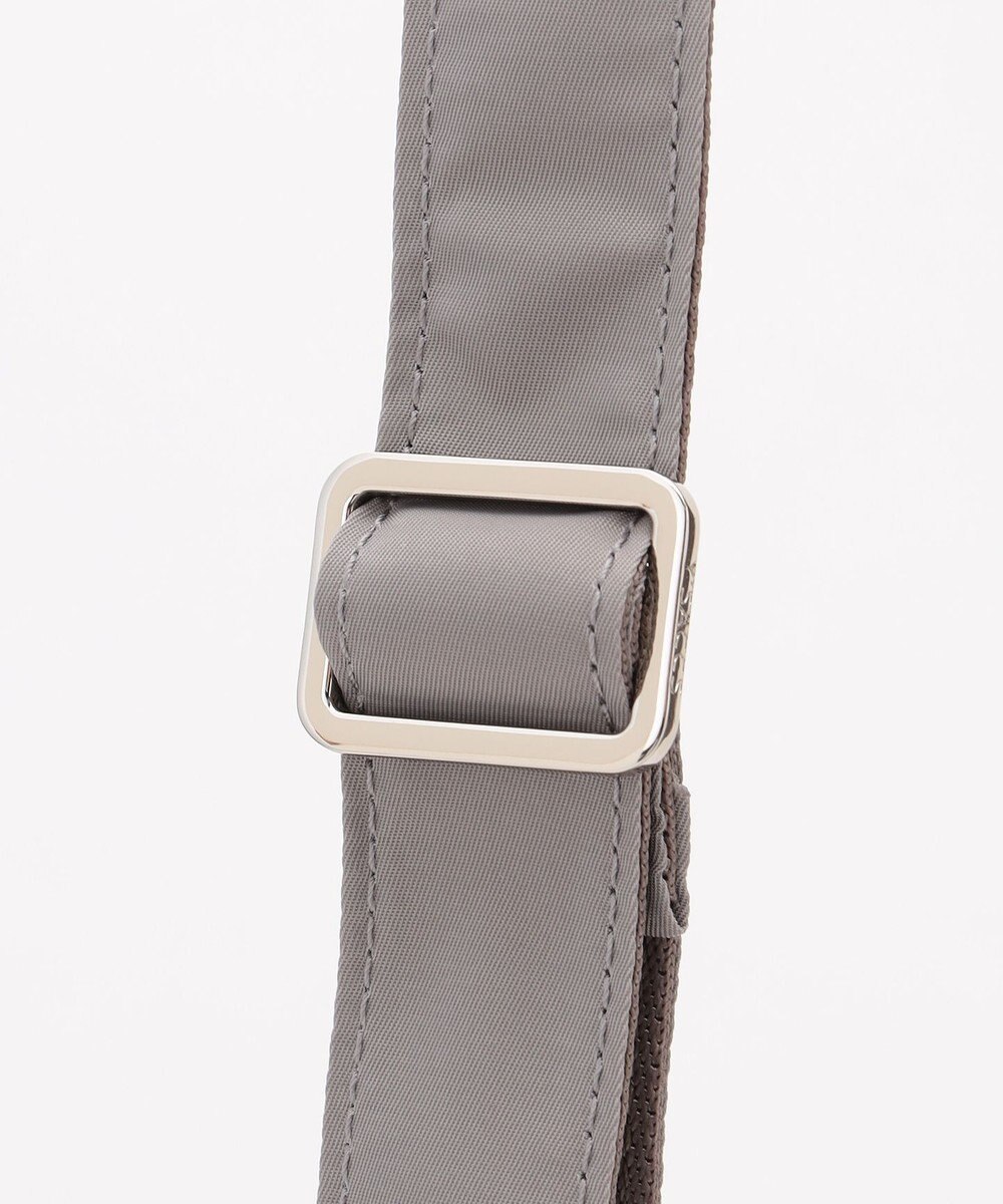 Y'SACCS スクエアすっきりトート SSサイズ 