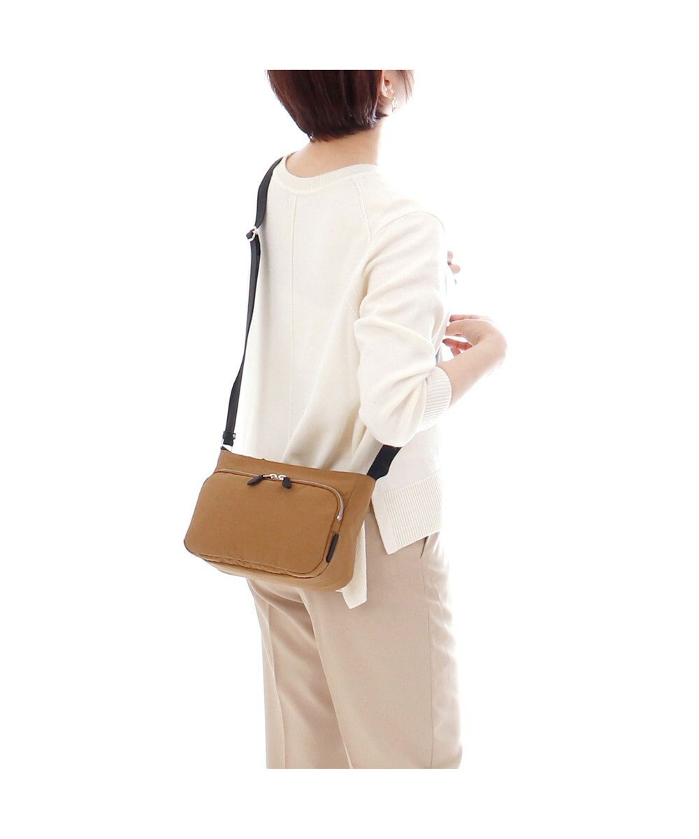 IBIZA プラクティコ　ショルダーバッグ 