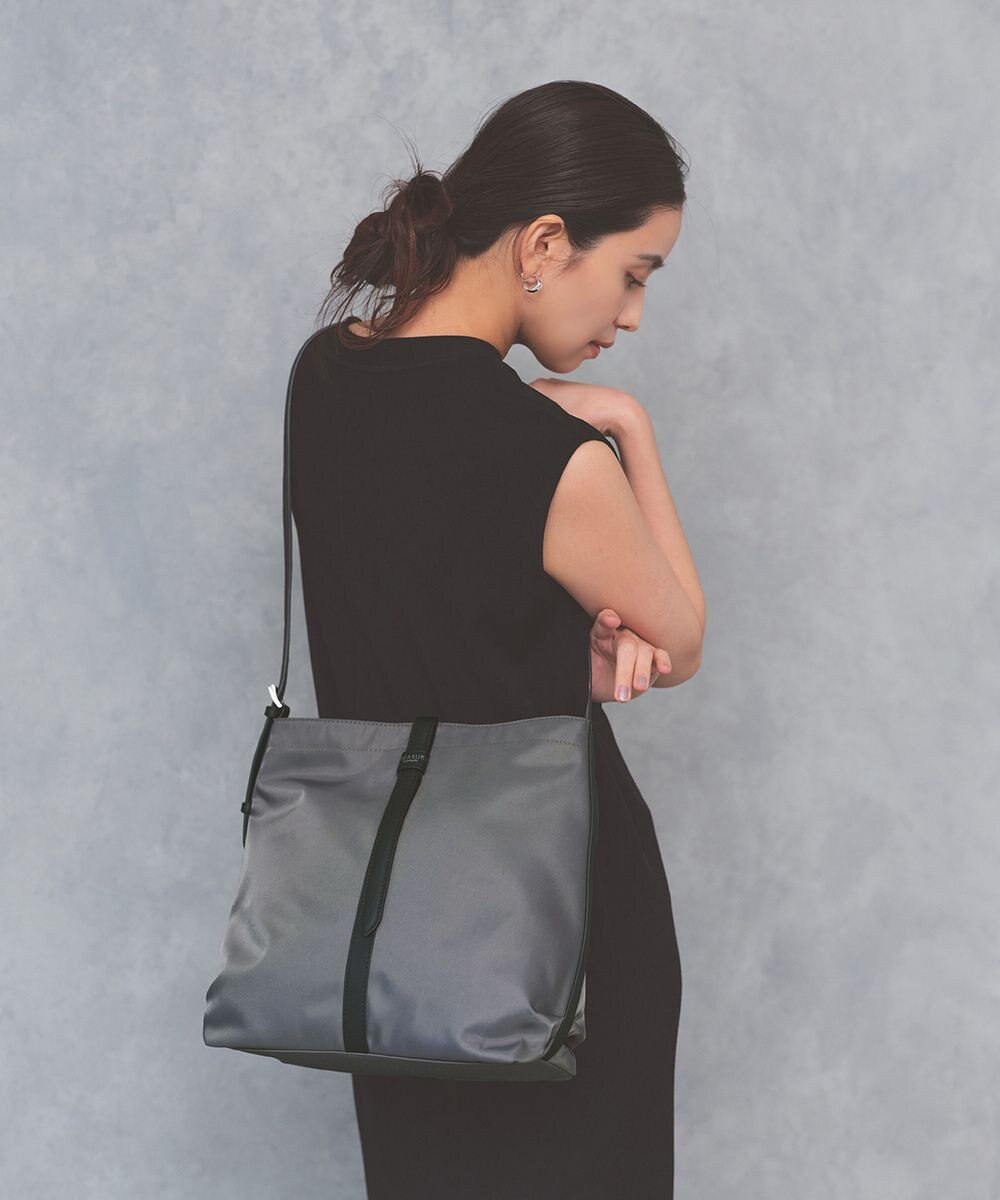 TOPKAPI 【TREASURE TOPKAPI】ナイロン センターベルト 2way ショルダーバッグ　軽量 / 肩掛け 