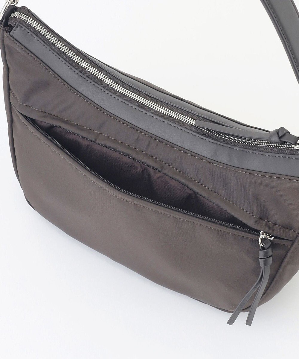 Y'SACCS ツイルナイロン　カーブショルダー　Sサイズ 