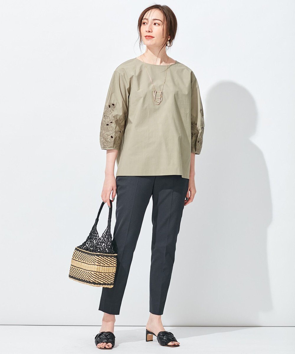 自由区 【洗える】エンブロイダリー プルオーバーブラウス 