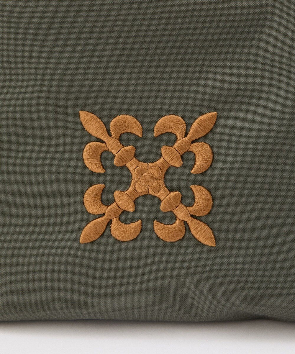 russet 【モノグラム刺繍】コーデュラナイロントートバッグ（CE-1776） 