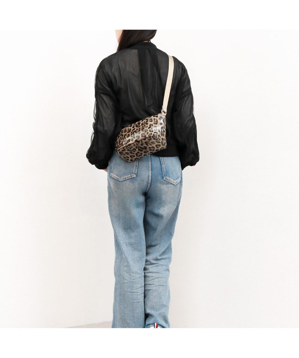 UNBILLION カシュカシュ cachecache / ソフトエナメル舟型ショルダー 