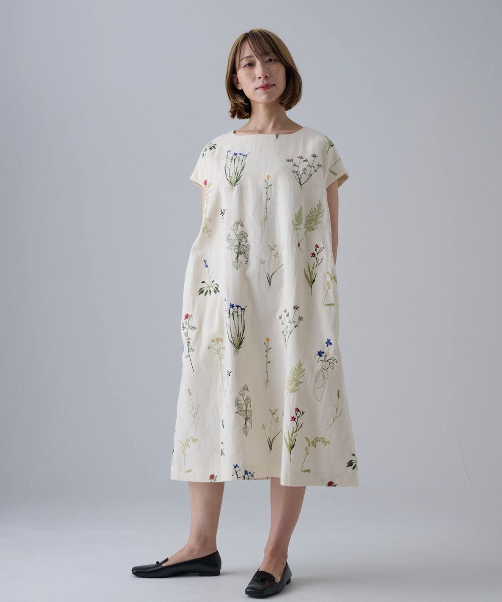 muuc ボタニカル刺繍のワンピースドレス 