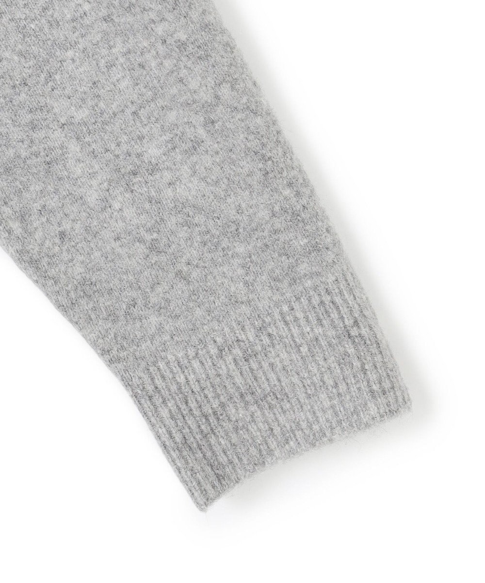 UNFILO ふわふわニット ロゴジャガード 