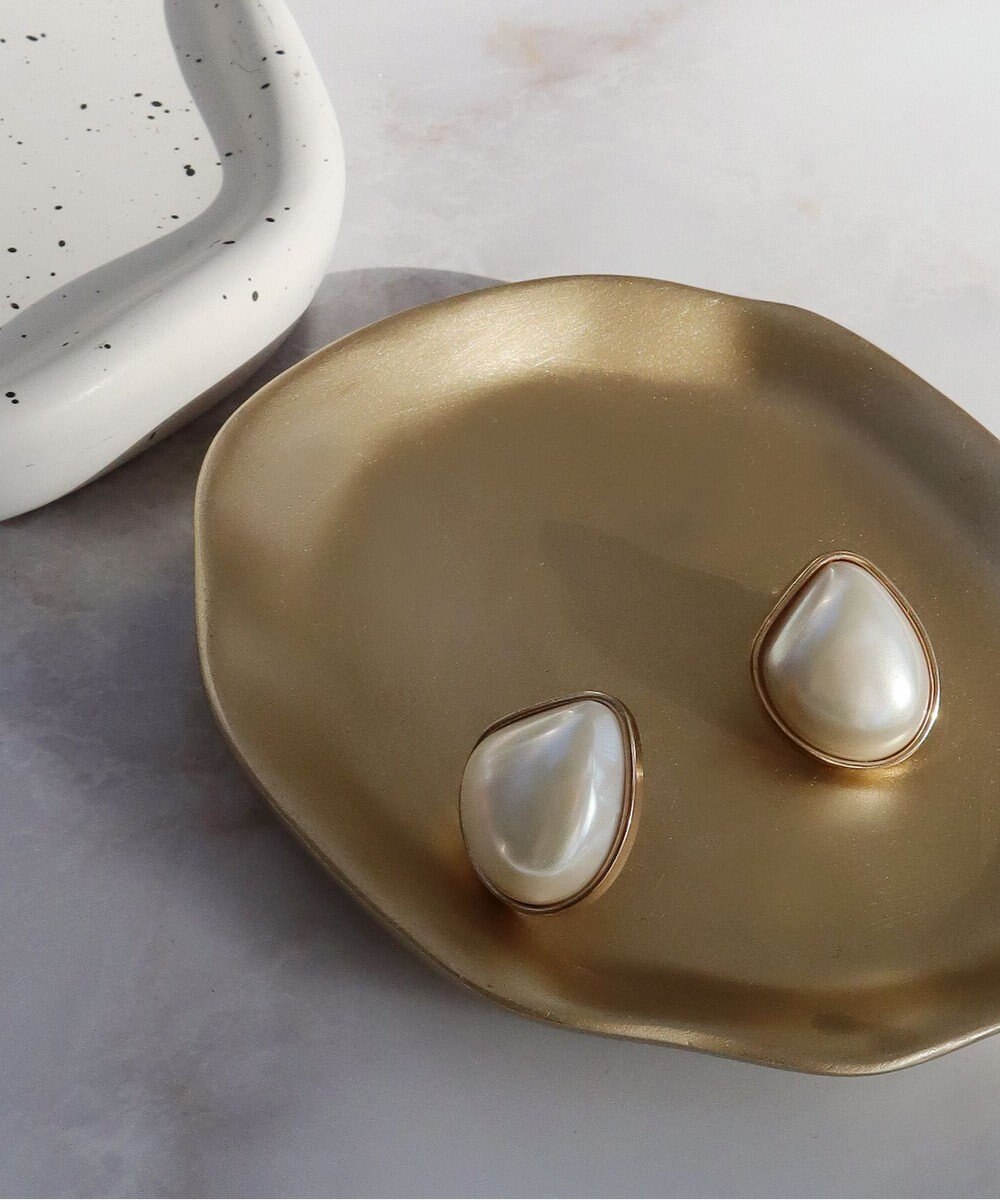 Tiaclasse 縁ありパールピアス 