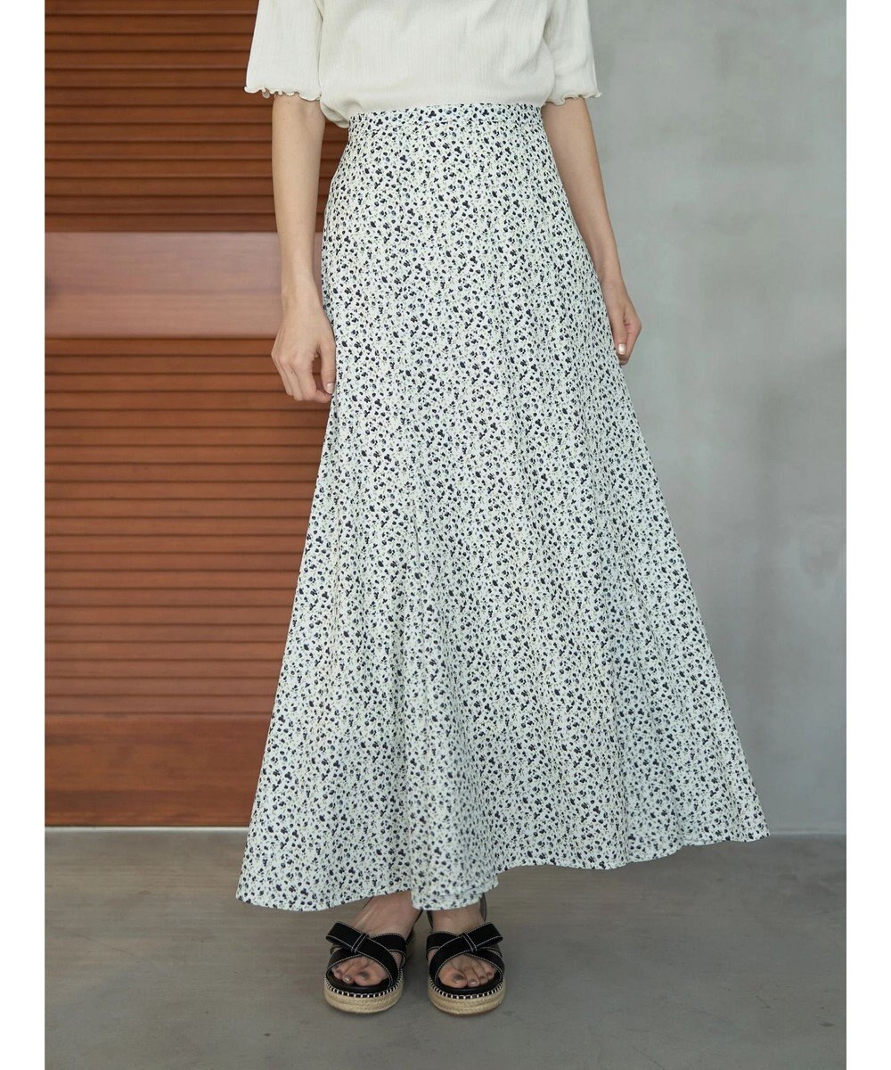 earth music&ecology 揺れる小花柄裾フレアスカート 