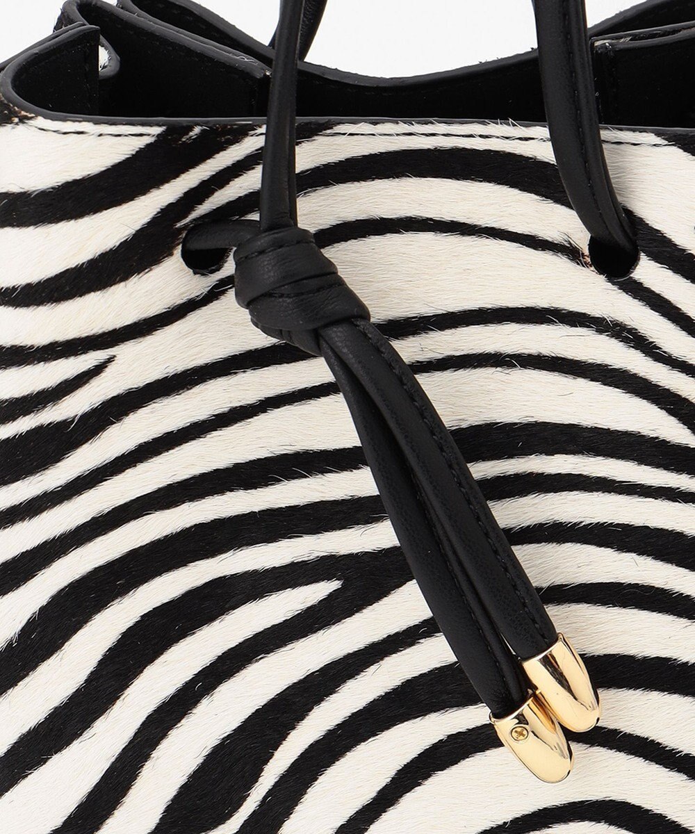 23区 【CLASSY.12月号掲載】カウヘアー ミニ巾着 バッグ 