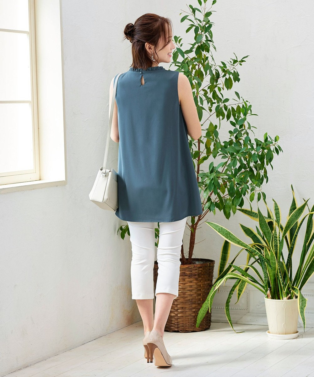 Tiaclasse 【洗える】体型カバーも叶うフリルカラーチュニックブラウス 