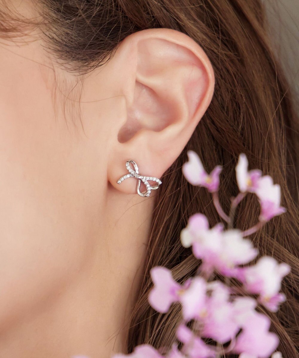 Tiaclasse 【金属アレルギー対応】ひねりリボンピアス 