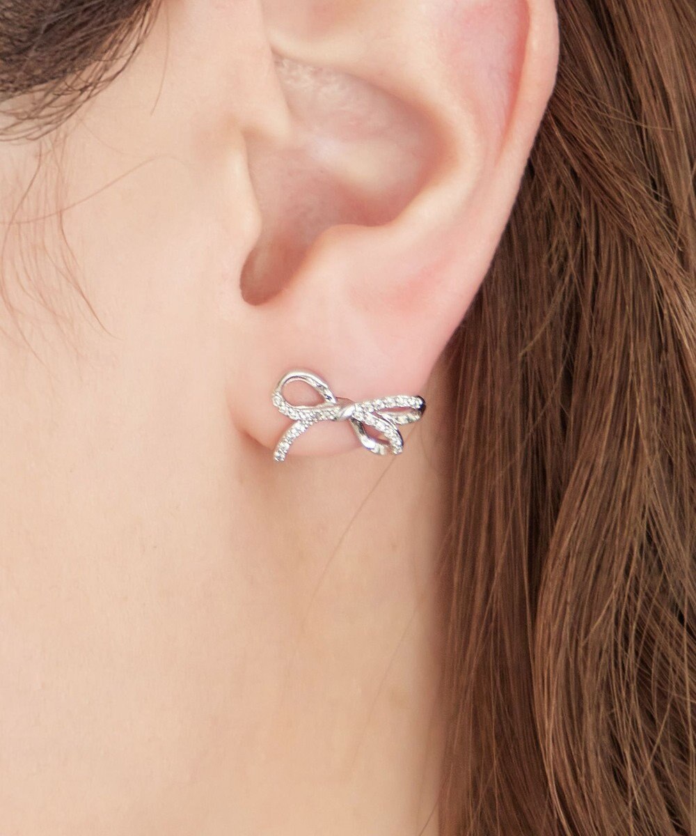 Tiaclasse 【金属アレルギー対応】ひねりリボンピアス 