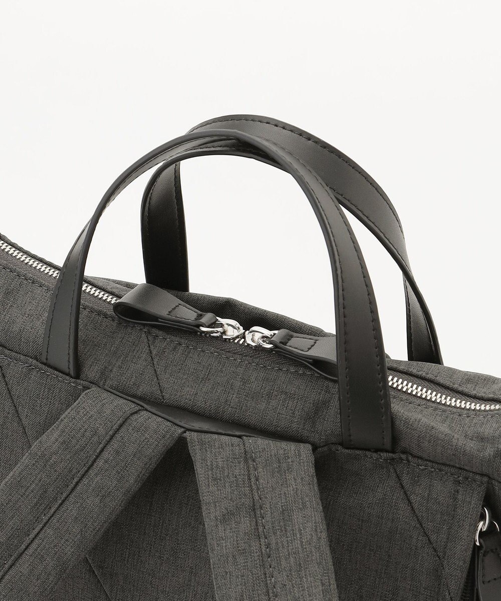 Y'SACCS ストリームラインデイパック 