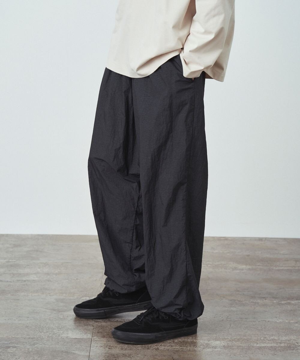 aton HAND DYE NYLON OVER PANTS BLACK 00 | gulatilaw.com