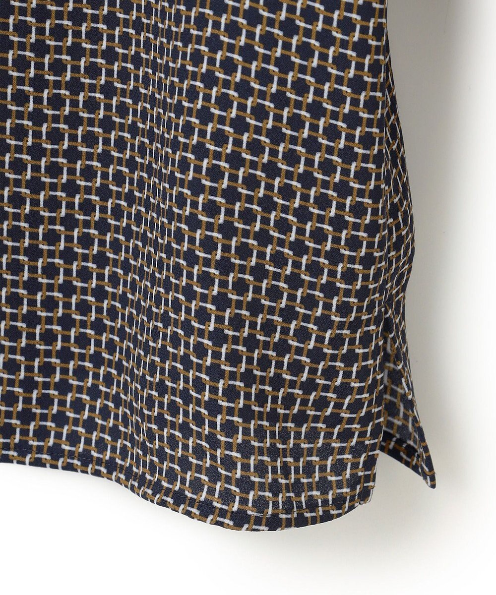 23区 【洗える】スクエアチェーンプリント ブラウス 