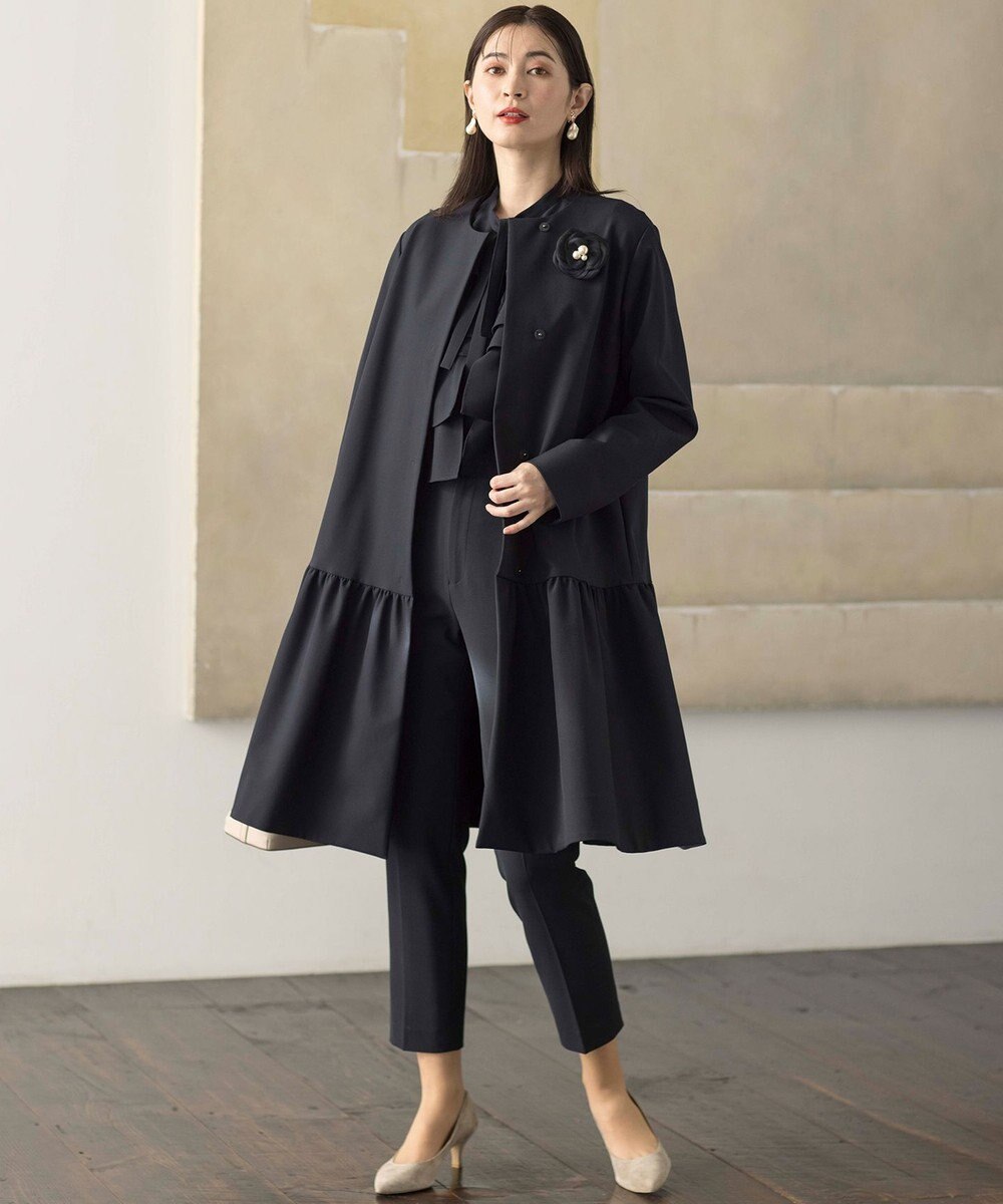 組曲 【KUMIKYOKU NAVY】コンフォータブルドレープフリル テーパードパンツ 