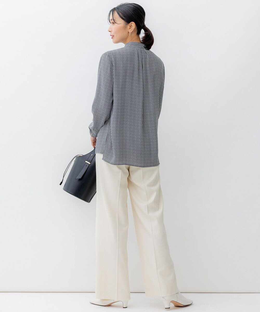 23区 【滝沢眞規子さん着用】クリアウールサキソニー ワイドパンツ 