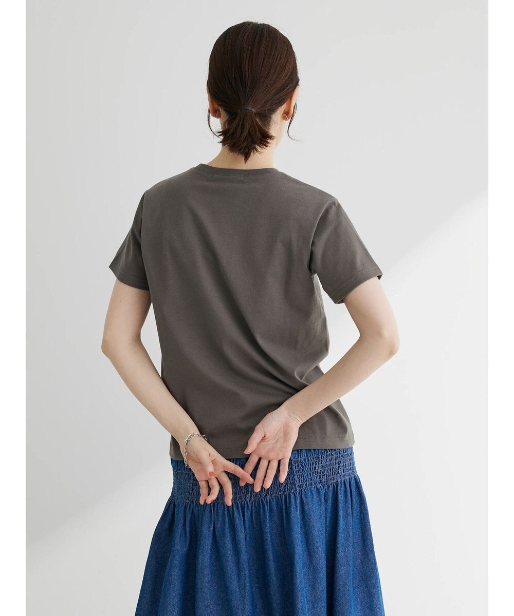 Green Parks ・Ｐｅｔｉｔ　Ｆｌｅｕｒ　ロゴ刺繍Ｔシャツ 