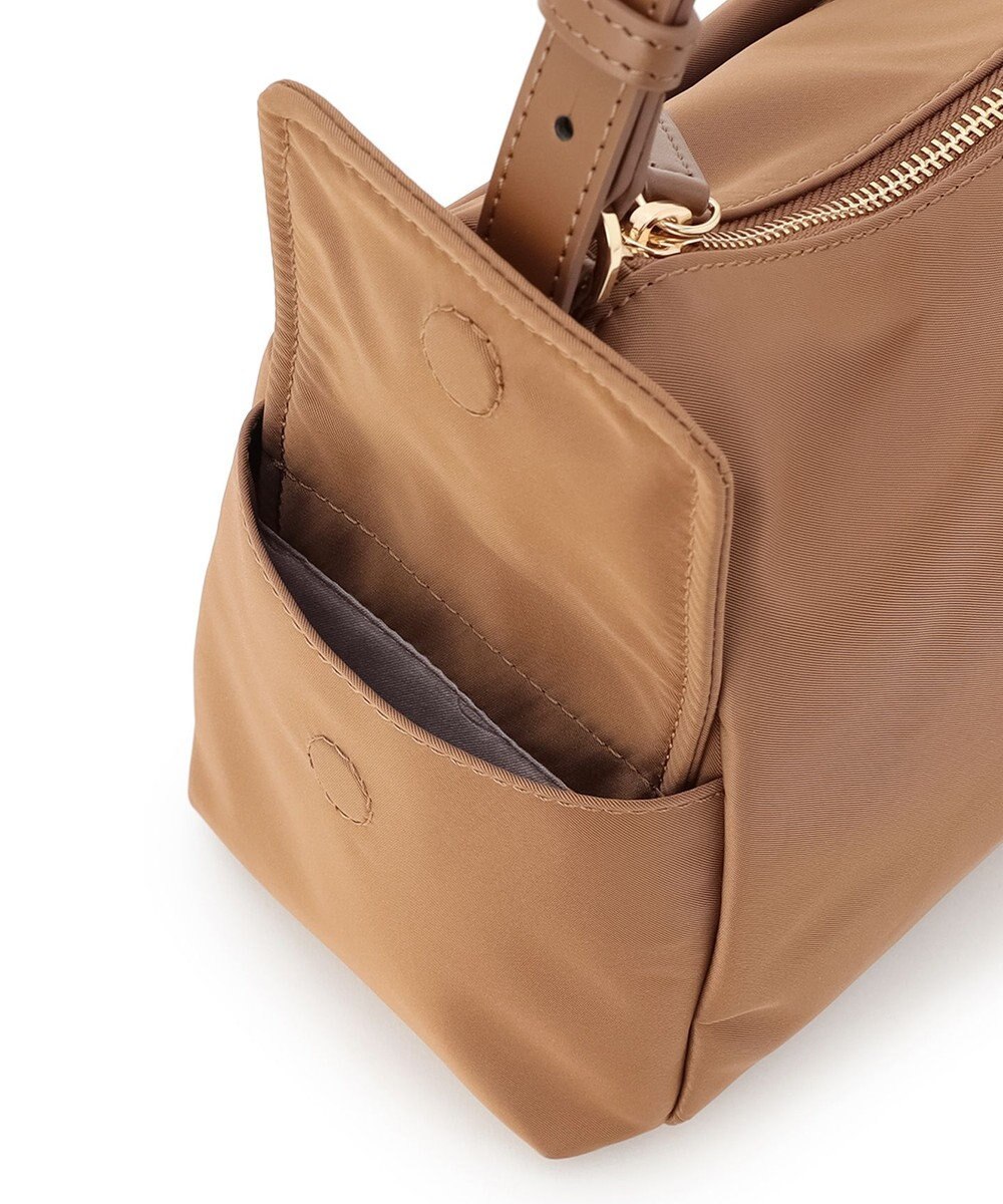 TOCCA IN CREADLE NYLON BAG ワンショルダーバッグ 【古畑星夏さん着用】 