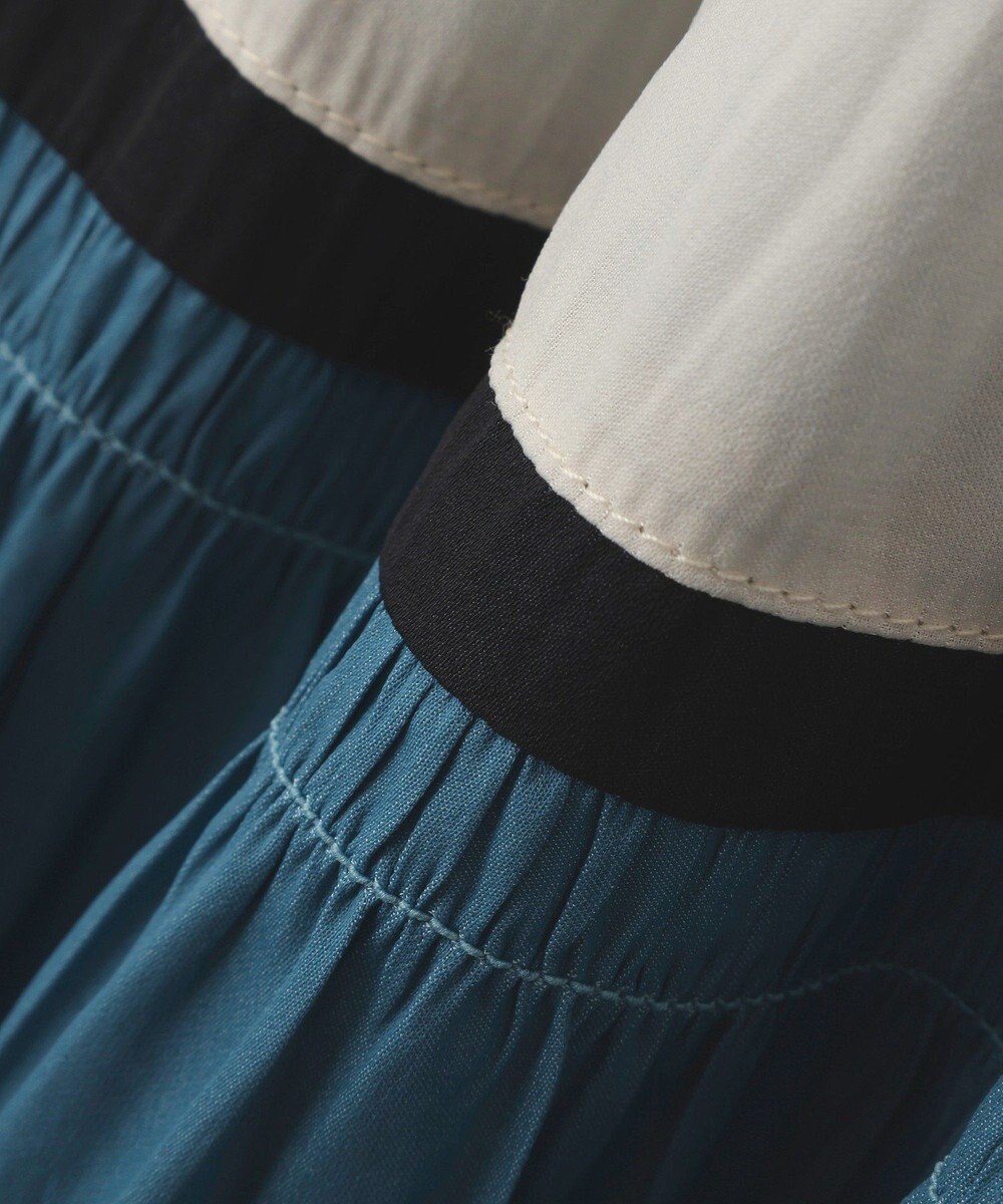 YECCA VECCA マルチカラーシャーリングワンピース 