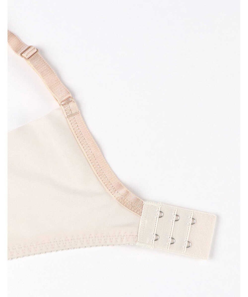 Wing ブラジャー 背中の段差を軽減 脇高設計 パーソナライズ設計 【脇も背中もきれいブラ】 Gカップまで対応 大きいサイズ KB2723 ウイング／ワコール 