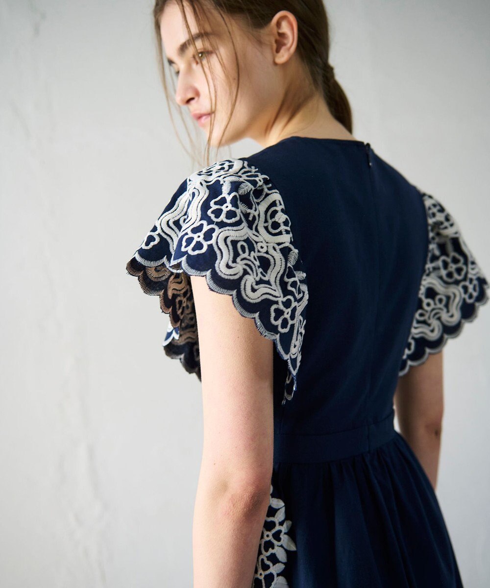 GRACE CONTINENTAL バイカラー刺繍コットンワンピース 