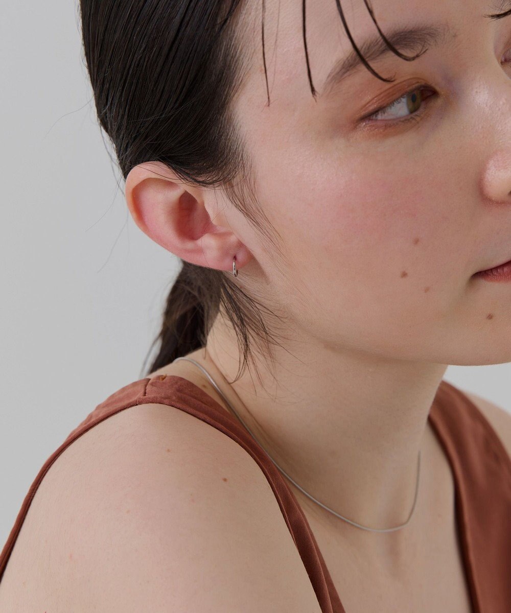 Phoebe 〈シリーズ累計販売10000点突破！〉〈金属アレルギー対応〉ミニフープピアス/サージカルステンレス　シルバー 