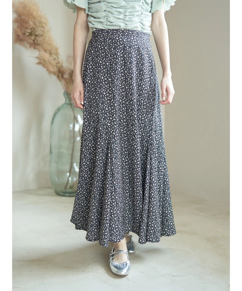 earth music&ecology 揺れる小花柄裾フレアスカート 