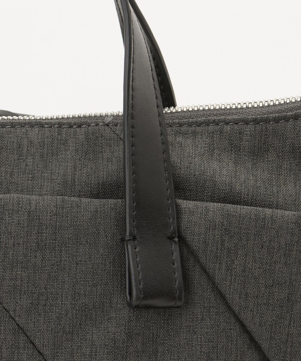 Y'SACCS ストリームラインデイパック 