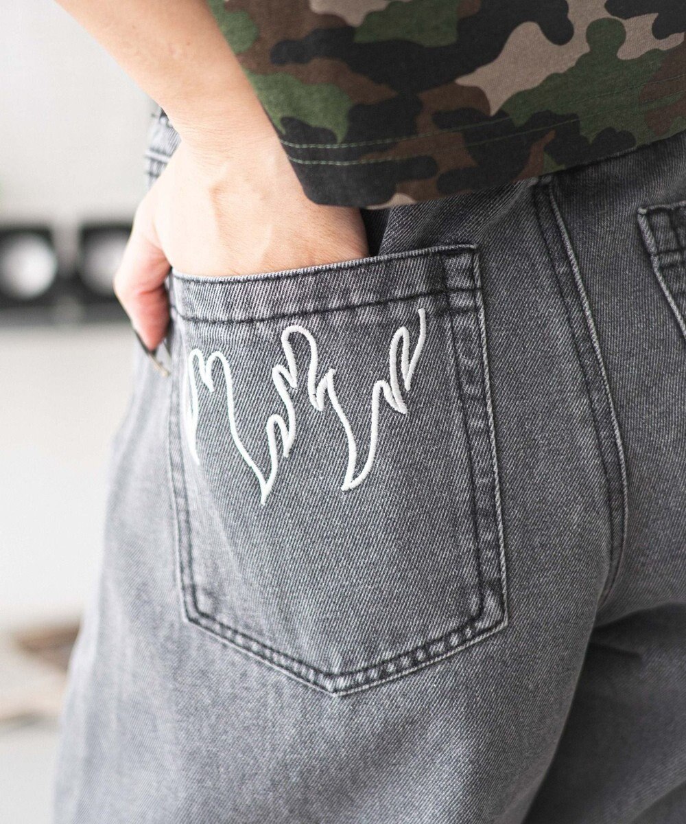 WEGO 刺繍ロゴバレルレッグパンツ 