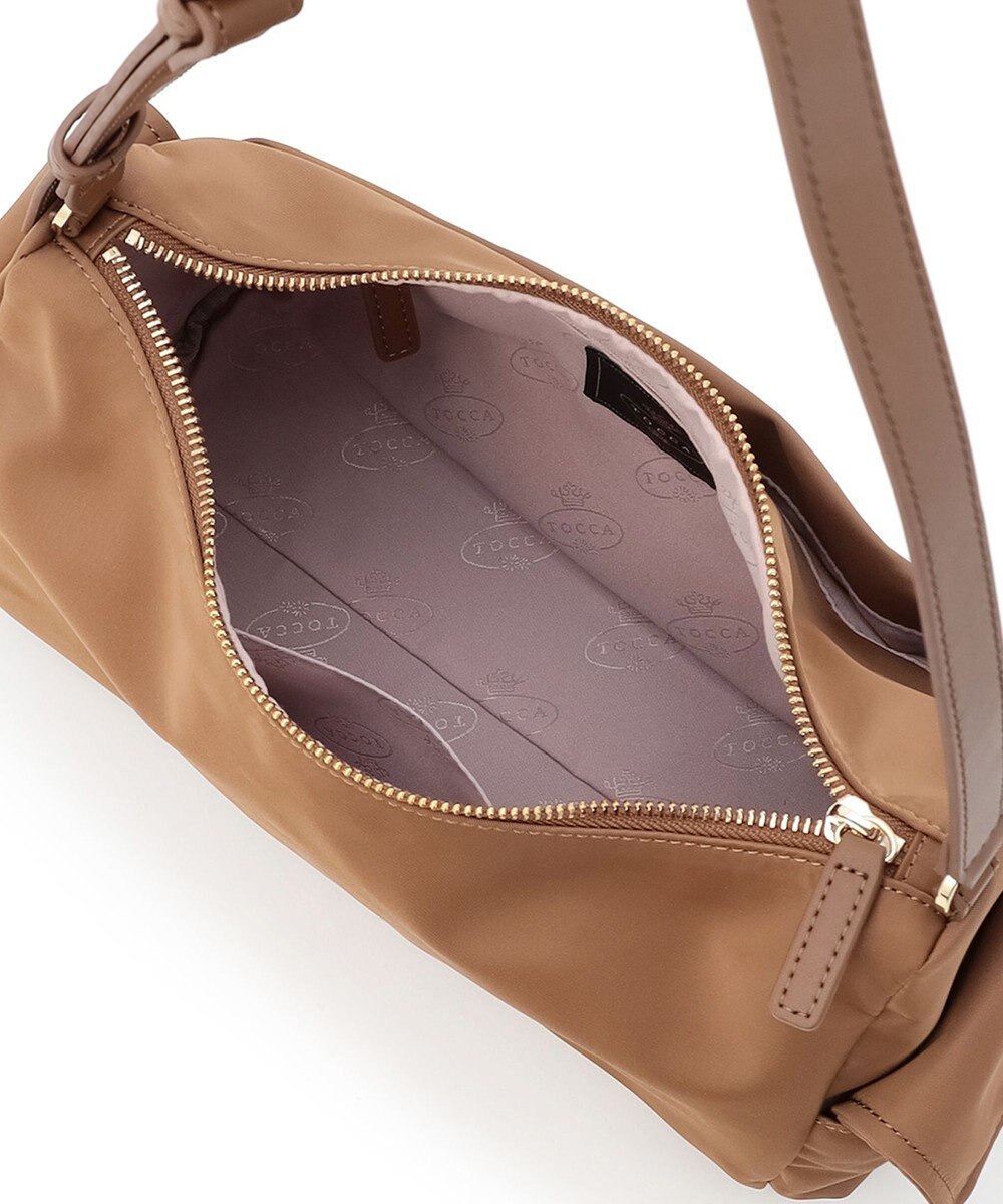 TOCCA IN CREADLE NYLON BAG ワンショルダーバッグ 【古畑星夏さん着用】 