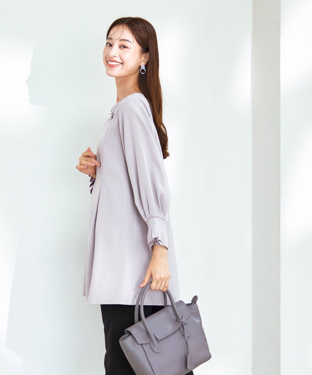 Tiaclasse 【洗える】プリーツパフ袖チュニックブラウス 