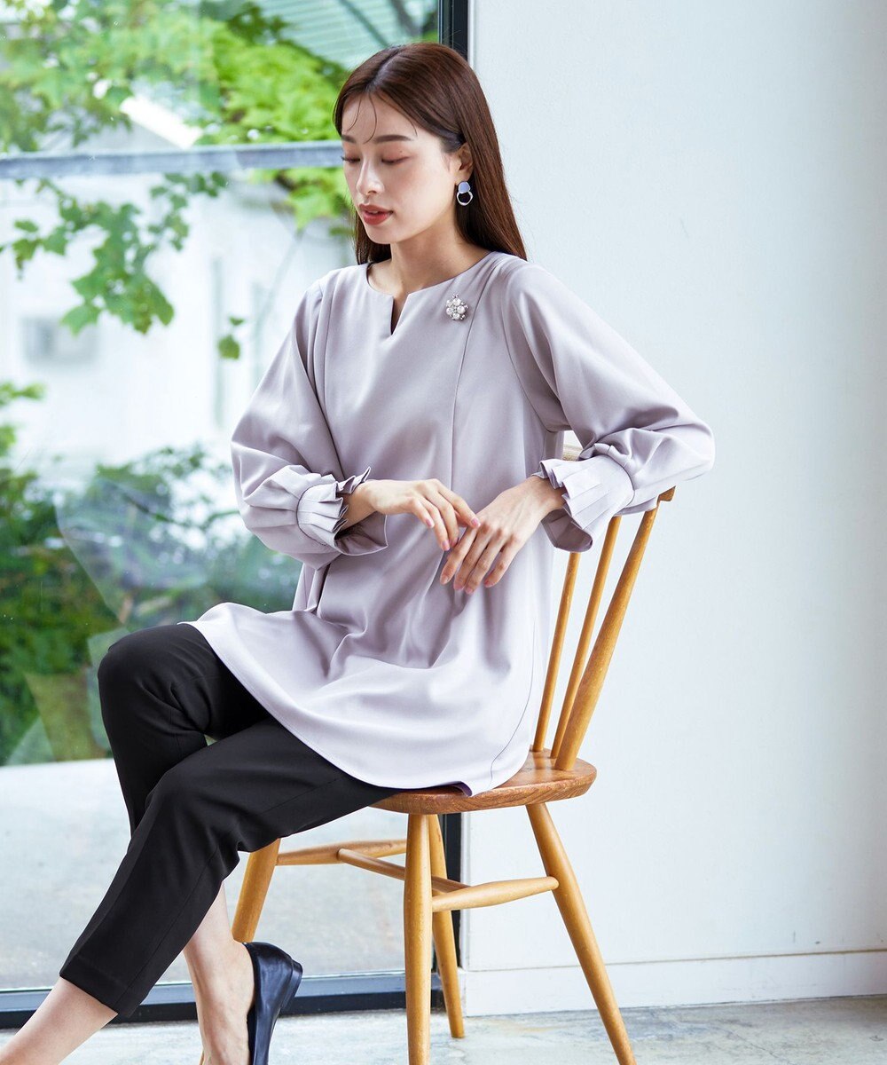 Tiaclasse 【洗える】プリーツパフ袖チュニックブラウス 